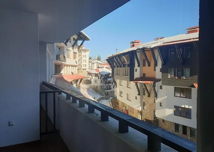 Grand Monastery Apartment